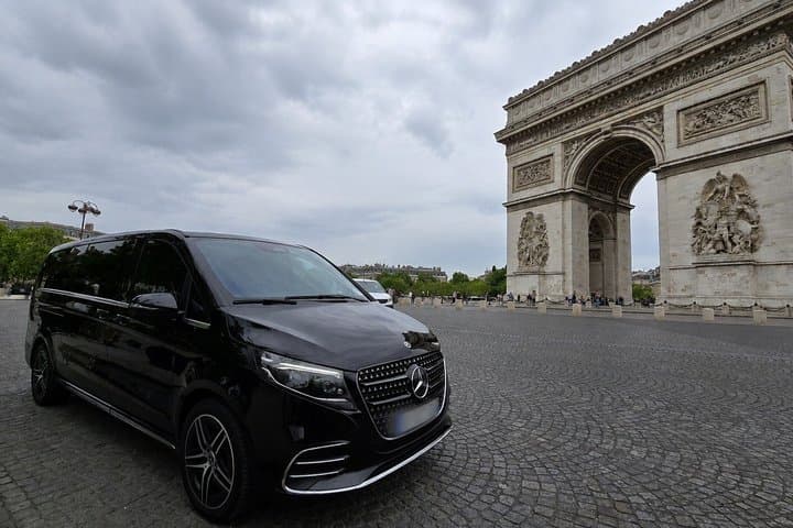 Paris Orly Airport Private Transfer Premium Van and Sedan 24sur7