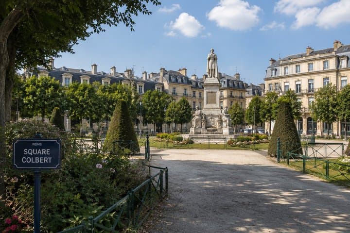 Escape Game Outdoor Theme Team Heist in Reims