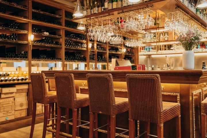 Exclusive Wine and Cheese Tasting at Parisian Wine House
