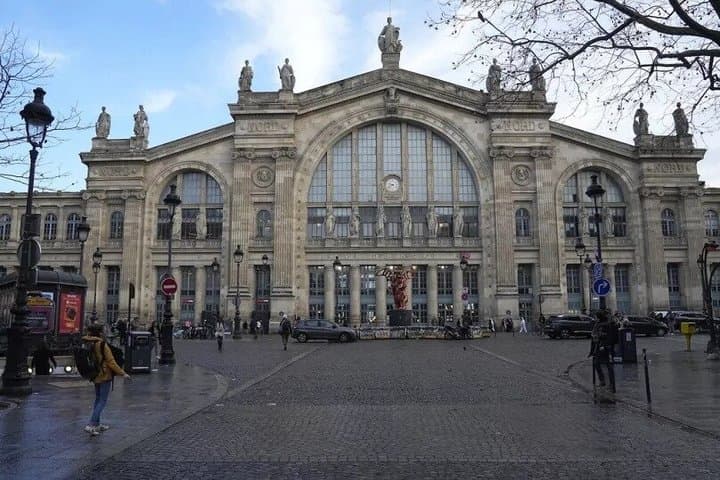 Paris Private Transfer to and from Major Train Stations - Hotels