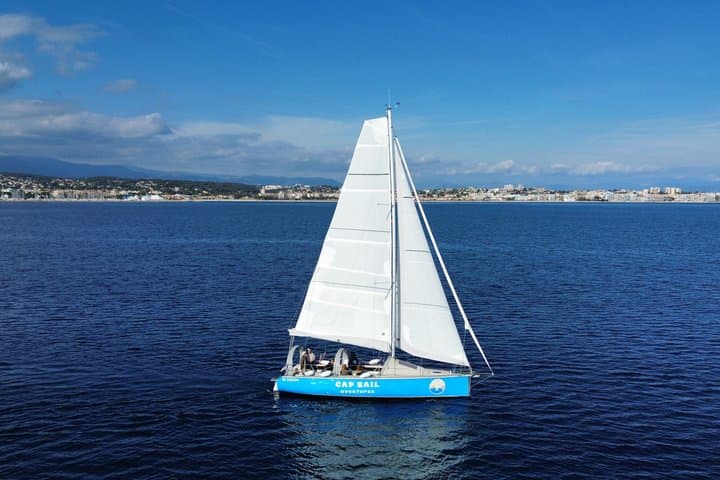Antibes : Sailing boat trip with breakfast, snorkeling and paddle
