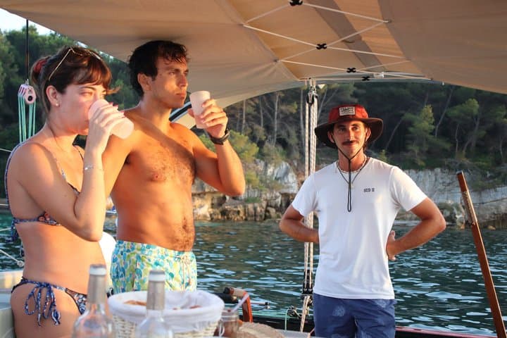 Sunset Sailing Cruise with aperitif at the Island
