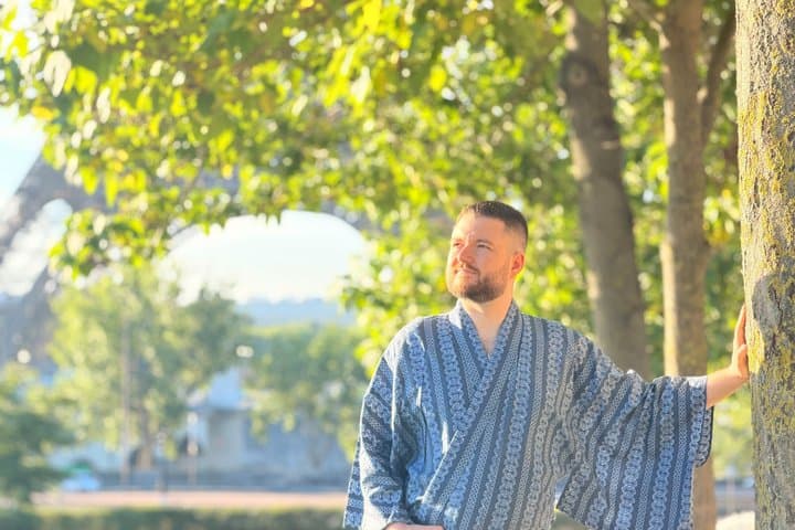 Paris Private Kimono Experience with Photoshoot