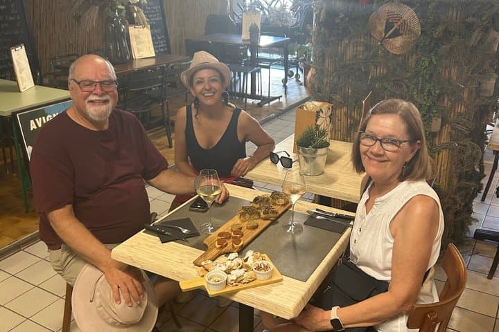 Avignon Essentials Tour Food and Wine First Taste