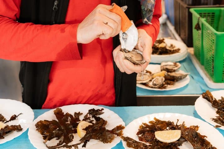 Bordeaux Market Tasting by Food Lover Tour