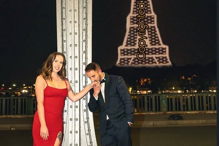 Night Photoshoot in Paris