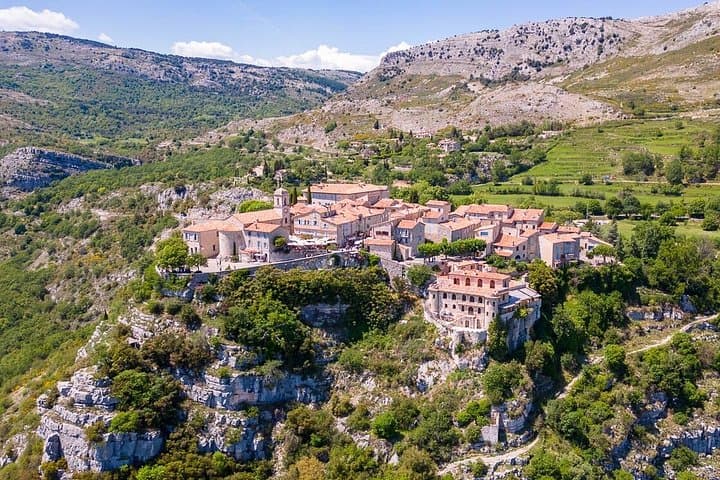 Convoy French Riviera drive your local Guide Car