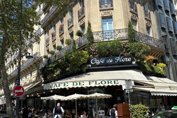 Latin Quarter & Notre-Dame: 2,000 Years of History in small group
