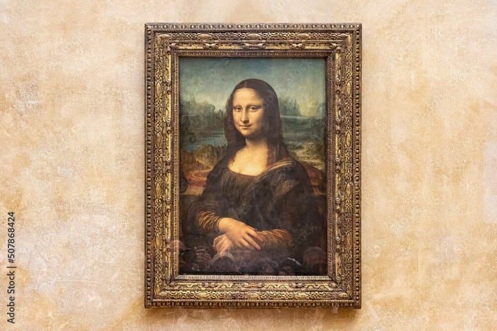 Louvre Museum Small Group Express Guided Tour with Mona Lisa