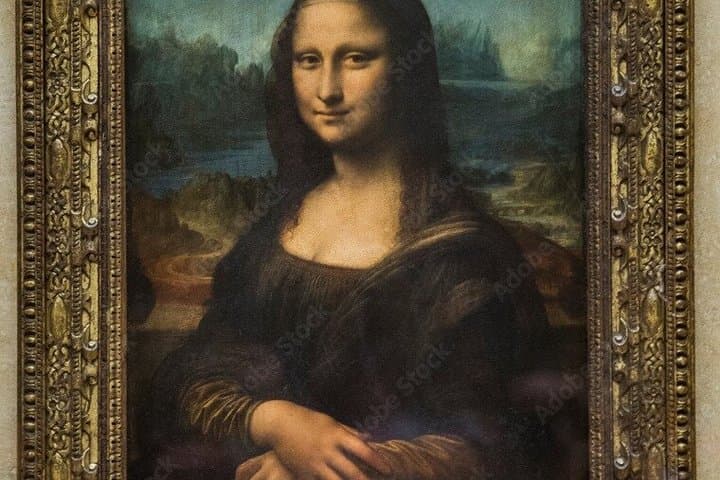 Louvre Museum Small Group Express Guided Tour with Mona Lisa