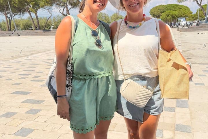 Antibes Tasting Tour with a Local Guide