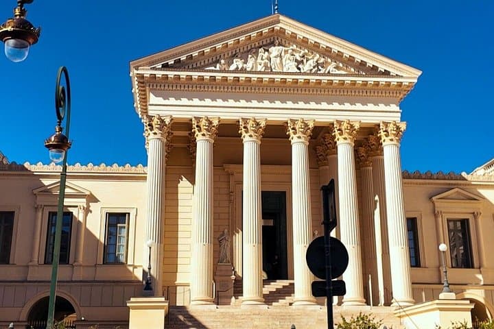 Discover Montpellier Guided Tour of the Historic Centre
