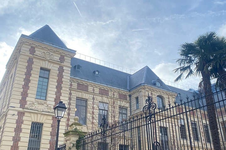 Tuileries to Little Tokyo Pastry and History Walk