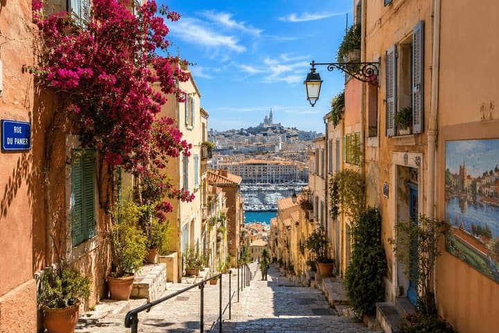 Marseille Shore Excursion from Toulon Cruise Port with Free Time
