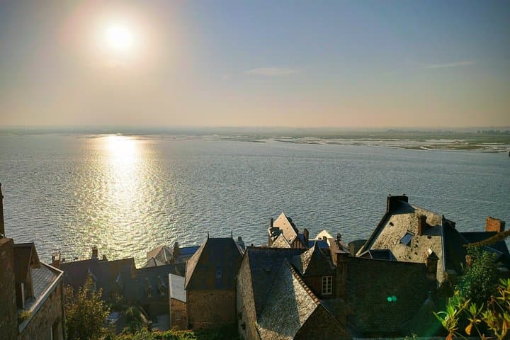 Winter Mont Saint Michel Experience Shuttle Service from Bayeux