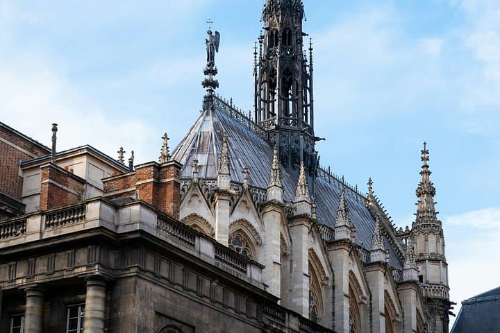 Central Paris Top Highlights Walking Tour
