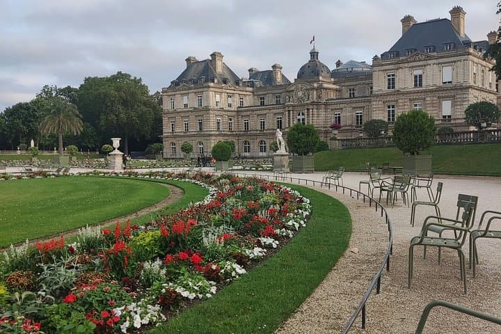 Central Paris Top Highlights Walking Tour
