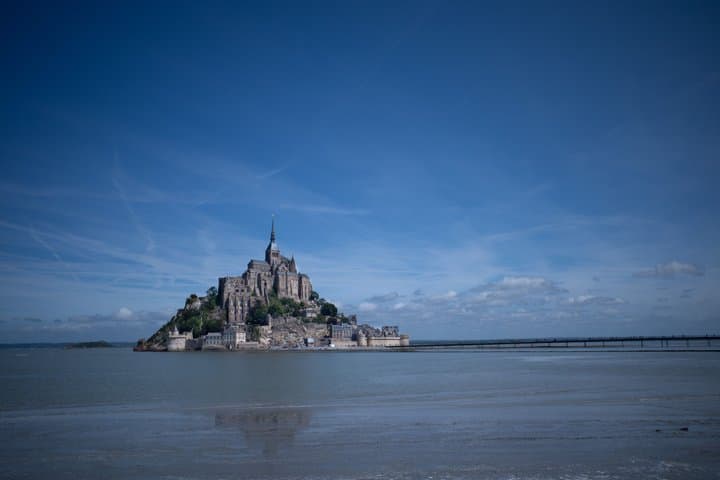 Private Mont St Michel Tour from Le Havre in Mandarin