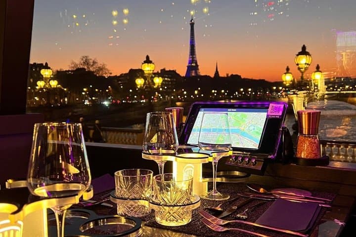Champs Elysees Night Panoramic Bus Dining Experience in Paris