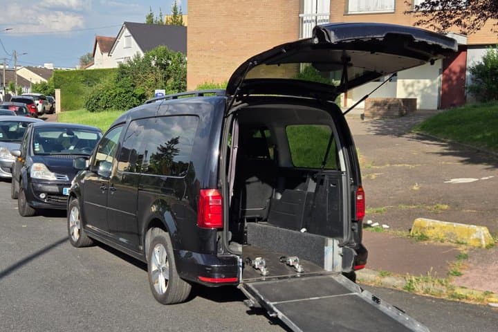 Private Chauffeur Transfers Paris - CDG/ORY airport