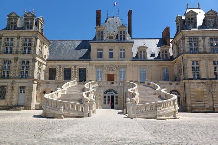 UNESCO Site Château de Fontainebleau and Gardens Guided Tour
