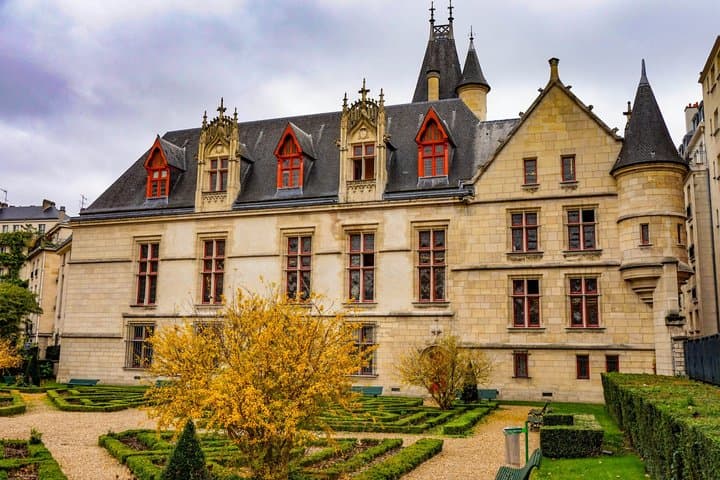 Marais and Saint Paul Audio Guided Walking Tour