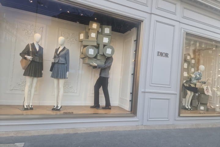 Paris Golden Triangle Dior Fashion Designers and History Tour