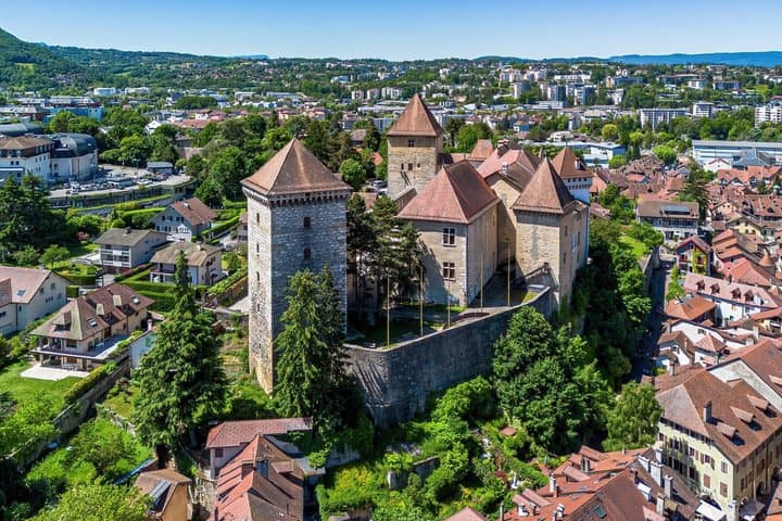 Annecy Walking audio guide 1h and 20 audio comments