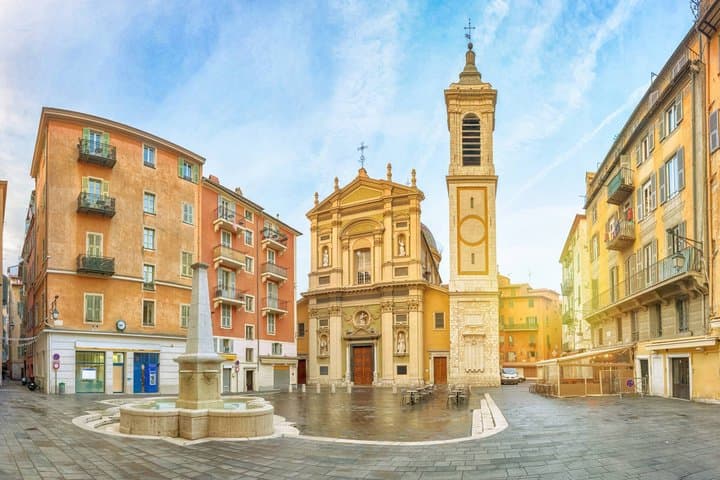 Nice: Old Town Walking Tour with Hidden Stories