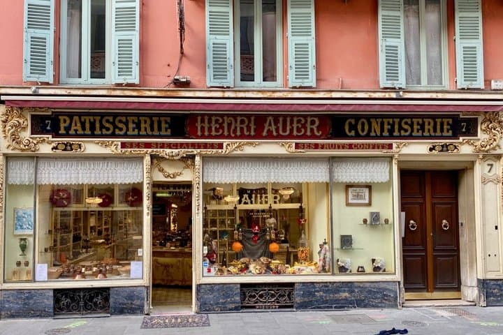 Nice: Old Town Walking Tour with Hidden Stories