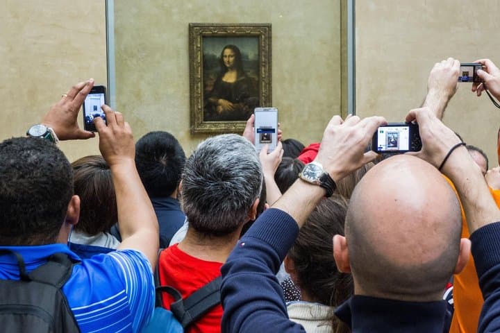 Louvre Museum Explore Iconic Masterpieces with Audio Guide