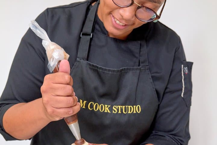 French Macaron Class in Paris