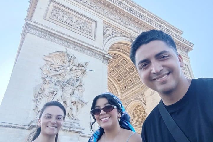 Custom and private tours in Paris