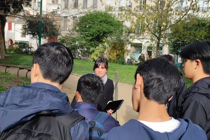 Custom and private tours in Paris