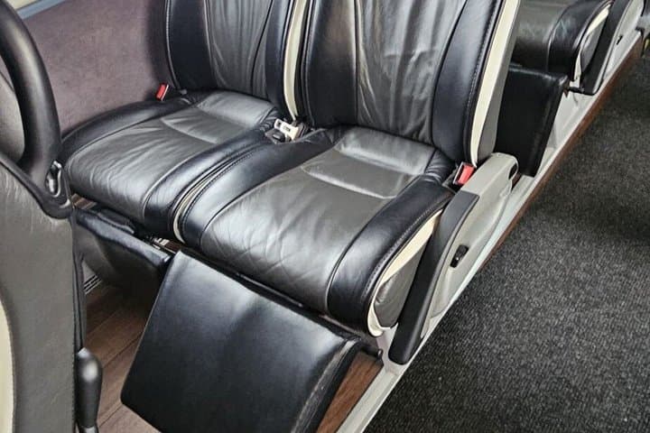 Private bus and minibus rental Transfers excursions in France