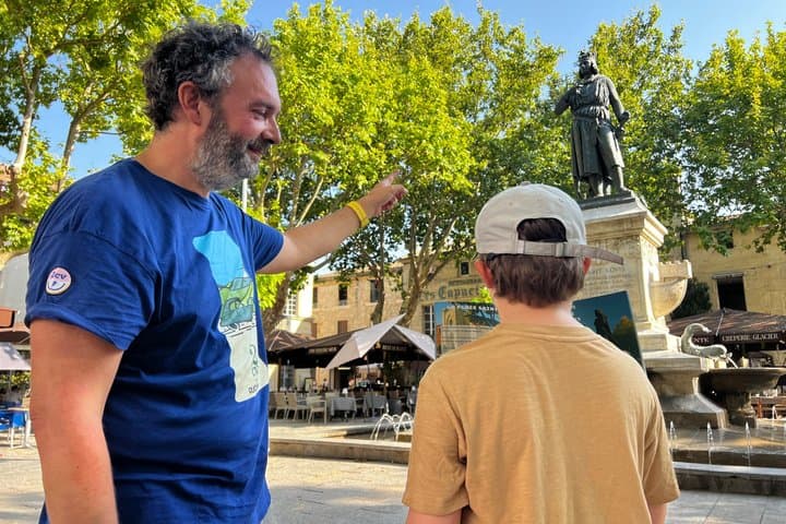 Aigues Mortes Everything is false Unusual and true history visit