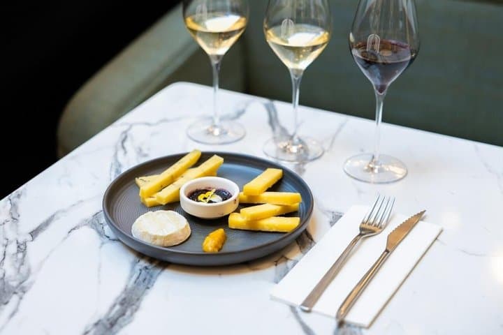 Paris Evening: Wine & Cheese at Galeries Lafayette & Seine Cruise