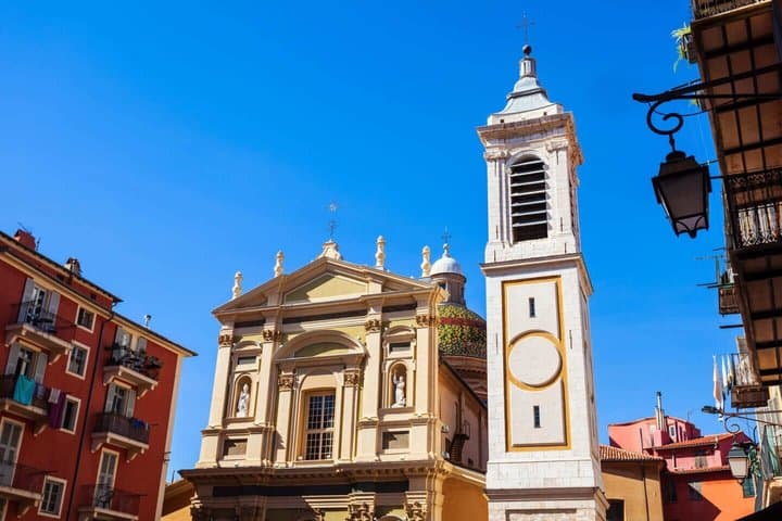 Hello Nice: Private 2-Hour Intro City Walk with Local Guide