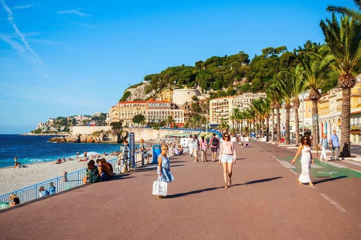 Hello Nice: Private 2-Hour Intro City Walk with Local Guide