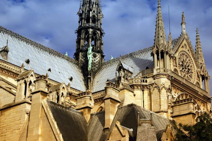 3-in-1 Paris Tour; Notre-Dame, Seine Cruise and Arc de Triomphe