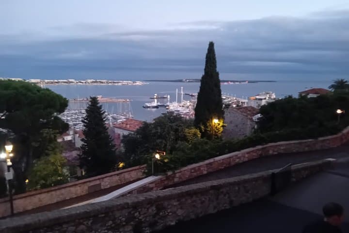 Guided Tour of Cannes History Heritage and Tasting