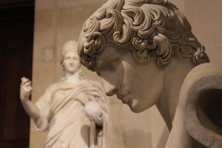 Louvre Museum Explore Iconic Masterpieces with Audio Guide