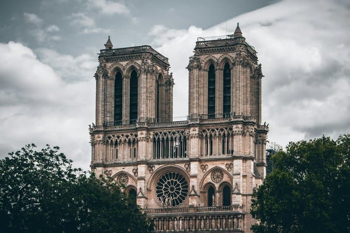 Private Day Trip to Paris from Le Havre Cruise Port with Driver