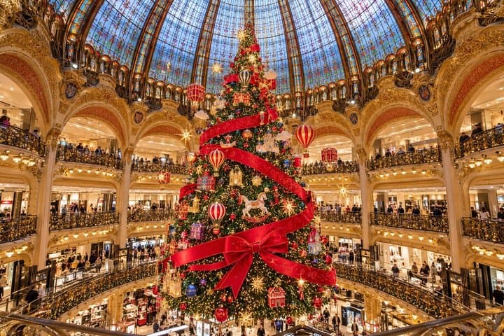 Paris Christmas Food Tour Galeries Lafayette and Tuileries Market